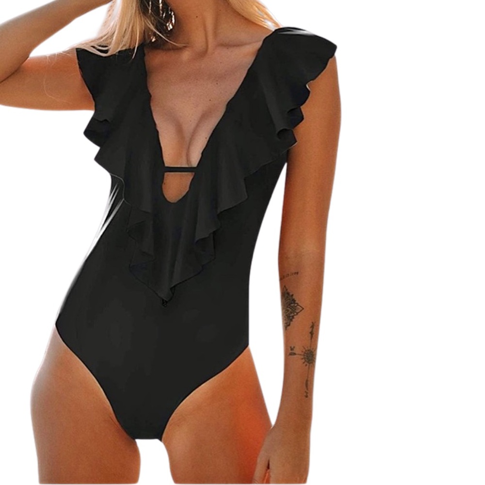 NWOT One Piece V-Neck Ruffled‎ Swimsuit